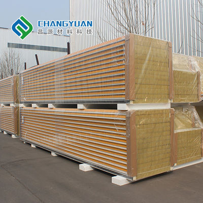 Panel Dinding Sandwich Tahan Api PU 50mm Polyurethane Insulated Wall Panel