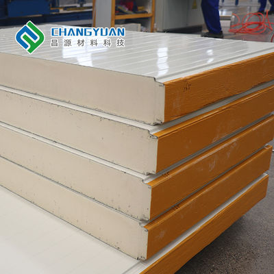 Panel Dinding Sandwich PU Tahan Lama Anti Korosi Sandwich Panel Polyurethane