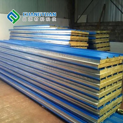 Lembar Sandwich 50mm-200mm Untuk Permukaan Atap PVC / SMP / PVF