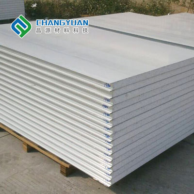 Lembar Sandwich 50mm-200mm Untuk Permukaan Atap PVC / SMP / PVF
