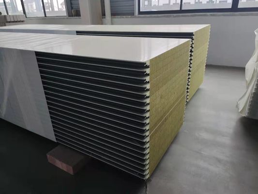 Anti Korosi PU Sandwich Panel 50/75/100/150/200mm Ketebalan Berbagai pilihan