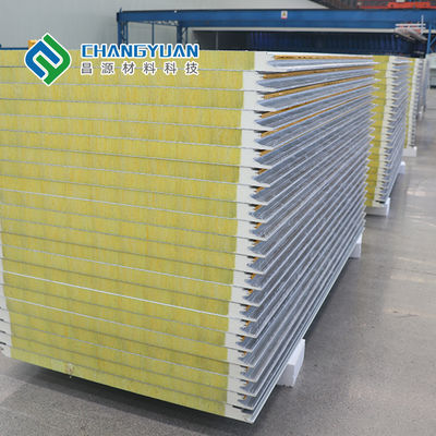 Panel dinding logam dan panel sandwich cocok untuk proyek luar ruangan