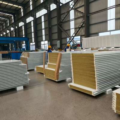 Dinding Panel Sandwich Ramah Lingkungan untuk Industri Peternakan