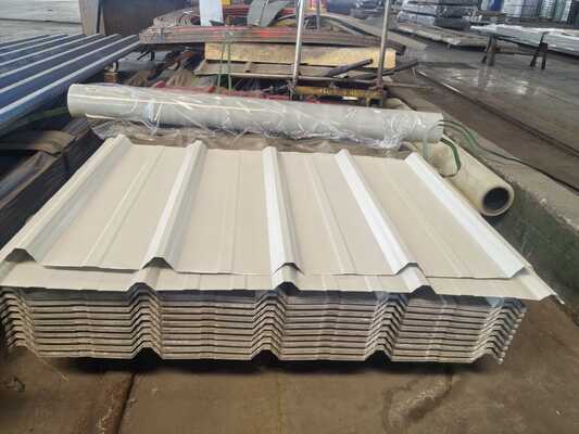 Customizable Colors Corrugated Metal Decking with High Corrosion Resistance and Load Capacity Up To 500 Kg/m²